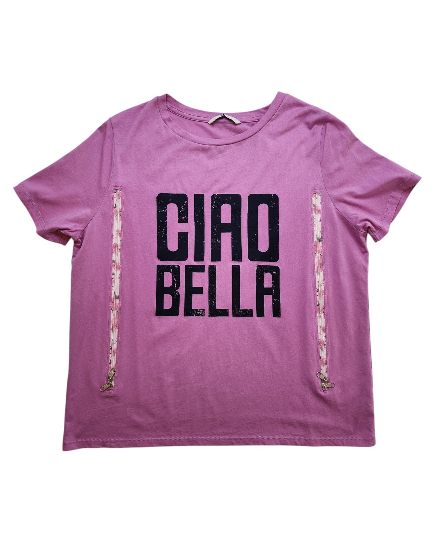 The touched out mama Upcycled Breastfeeding & Pumping Ciao Bella t-shirt UK14 features short sleeves, bold black “CIAO BELLA” text, and side zippers—combining eco-friendly style with practical nursing and pumping access.
