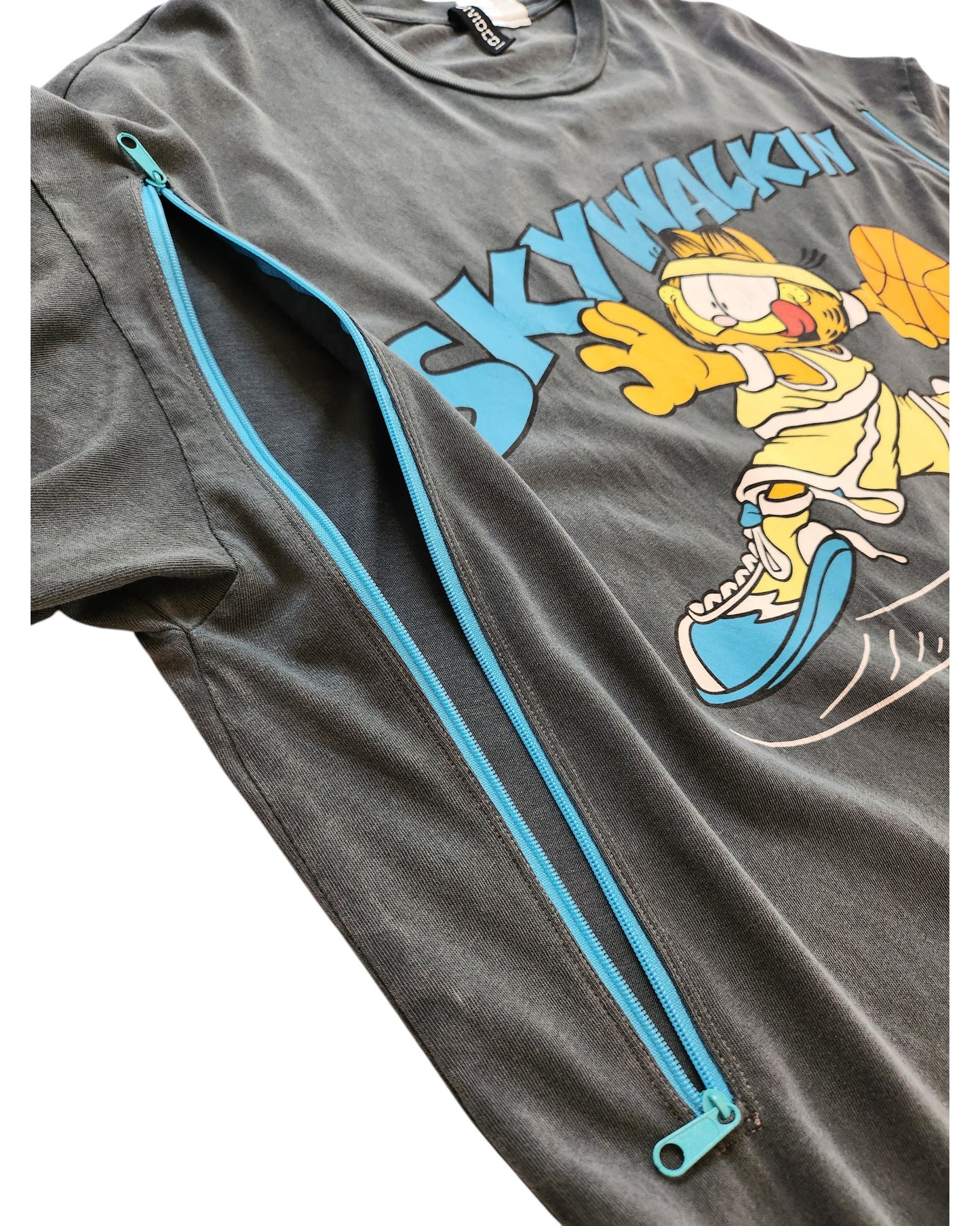 The touched out mama Upcycled Breastfeeding & Pumping Garfield t-shirt Dress M features a cartoon basketball player and SKYWALKIN text with a bright blue side zipper—ideal for nursing or stylish upcycled wear.