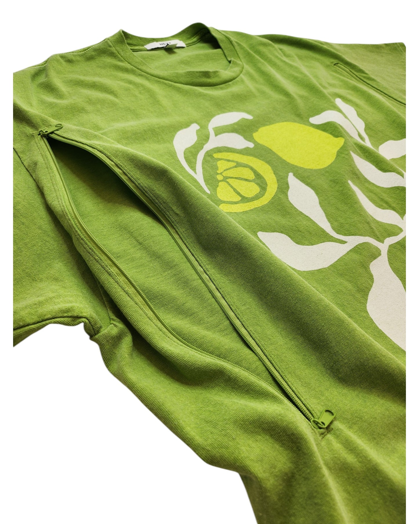 Upcycled Breastfeeding (Nursing) & Pumping Sicilia t-shirt L
