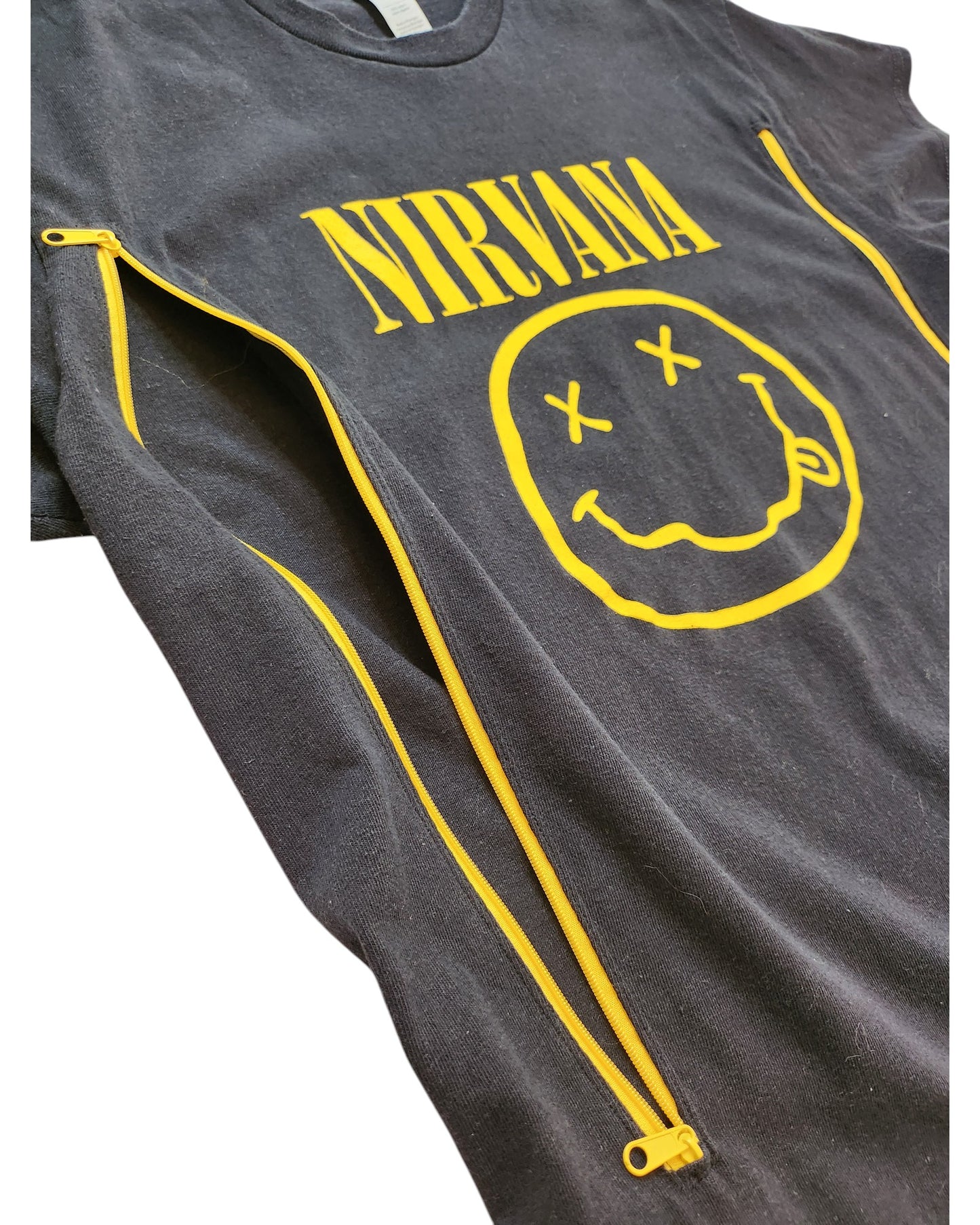 Upcycled Breastfeeding (Nursing) & Pumping Yellow Nirvana t-shirt M
