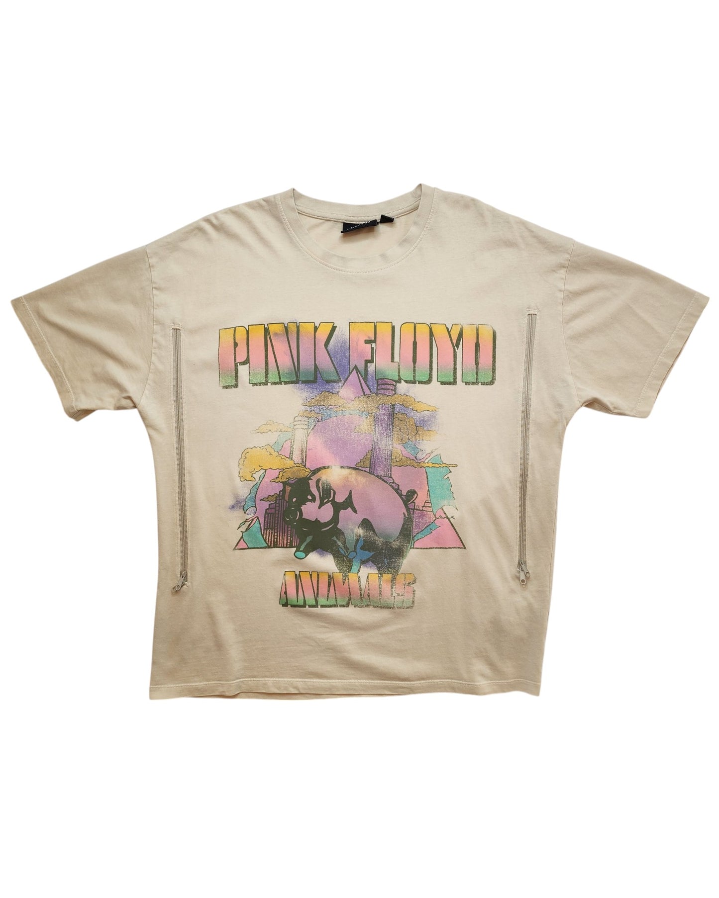 The Primark Upcycled Breastfeeding & Pumping Cream Pink Floyd T-shirt (M, UK12/14) features a vintage-style Animals graphic with a pig and industrial buildings, made from eco-friendly materials with bold PINK FLOYD and ANIMALS prints.