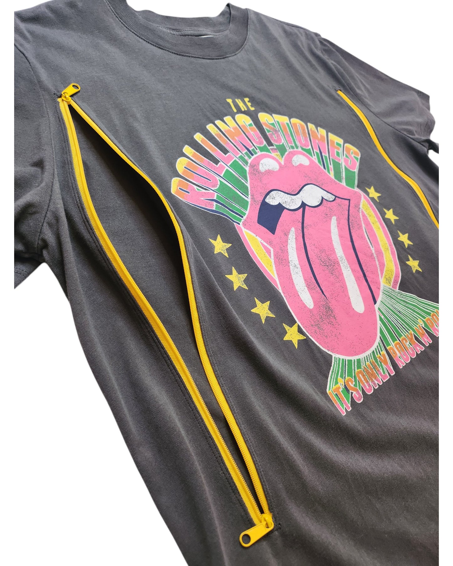 An upcycled H&M Rolling Stones t-shirt in gray with yellow stars and diagonal zippers for breastfeeding and pumping—made from preloved clothing.