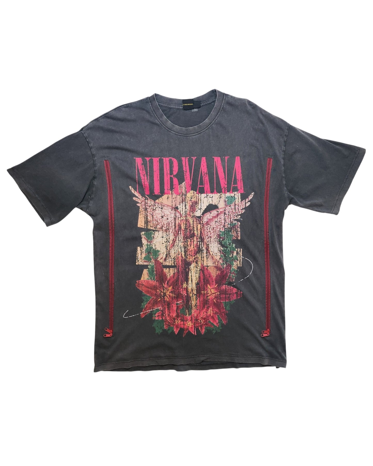 This upcycled Primark Nirvana band tee in dark grey/red floral print (size XS, UK6/8) is perfect for breastfeeding and pumping, featuring a worn effect for a grunge look.