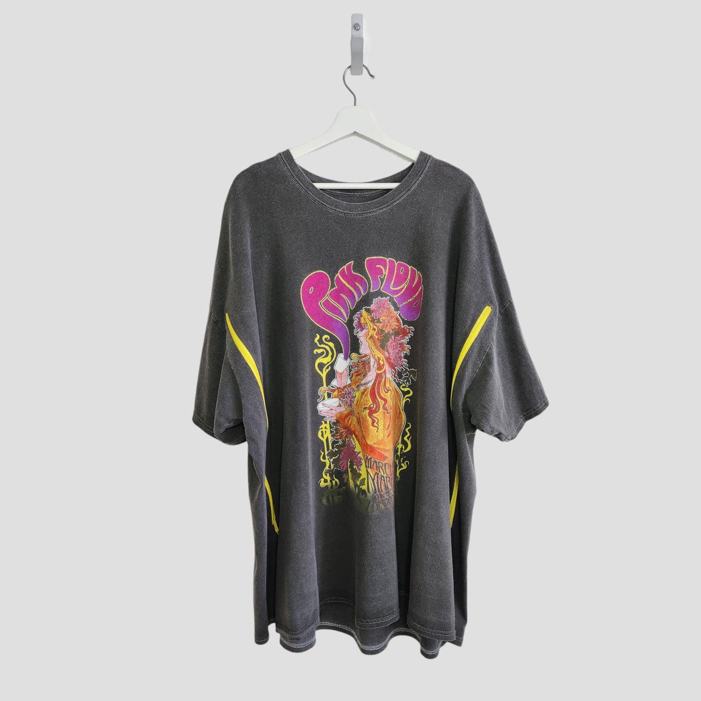 Upcycled Breastfeeding (Nursing) & Pumping Washed Out Grey/Pink Pink Floyd Band t-shirt UK24/26