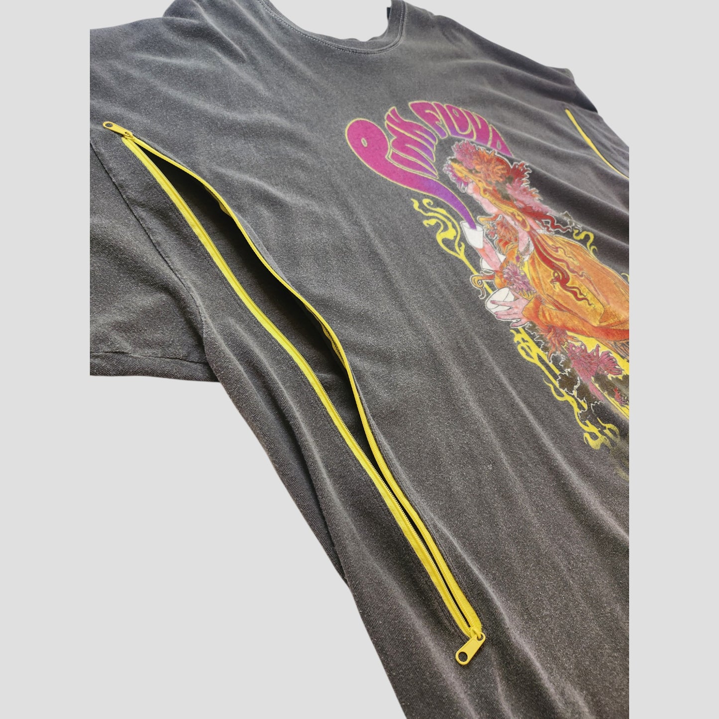 Upcycled Breastfeeding (Nursing) & Pumping Washed Out Grey/Pink Pink Floyd Band t-shirt UK24/26