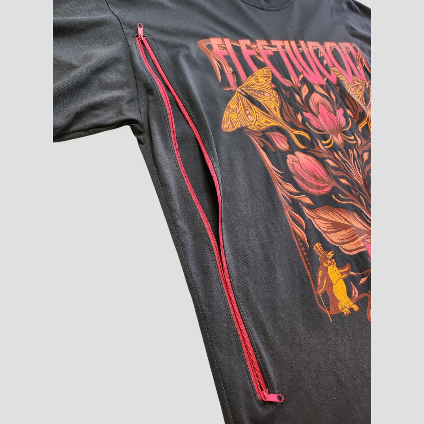 Upcycled Breastfeeding (Nursing) & Pumping Dark Grey Fleetwood Mac Floral t-shirt M (UK12/14) (100106)