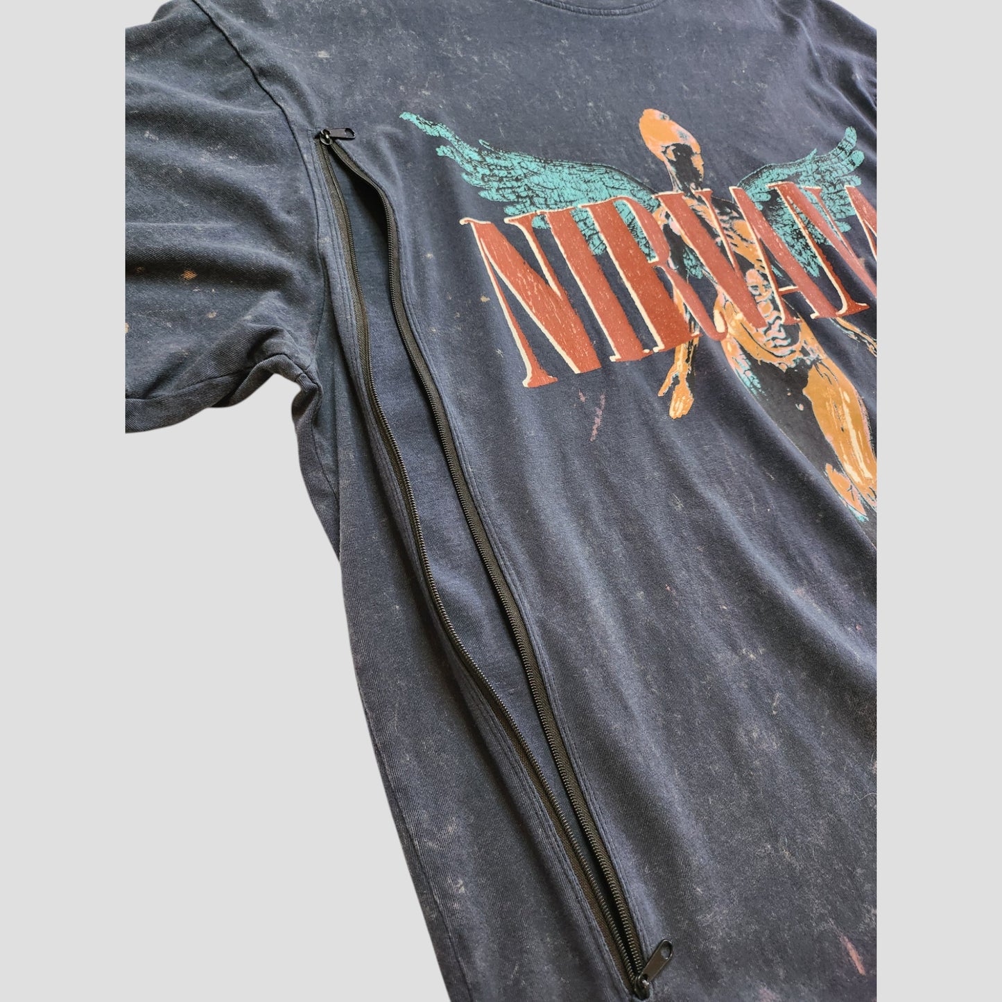 Upcycled Breastfeeding (Nursing) & Pumping Nirvana Turquoise Angel t-shirt L (UK14/16) (100226)