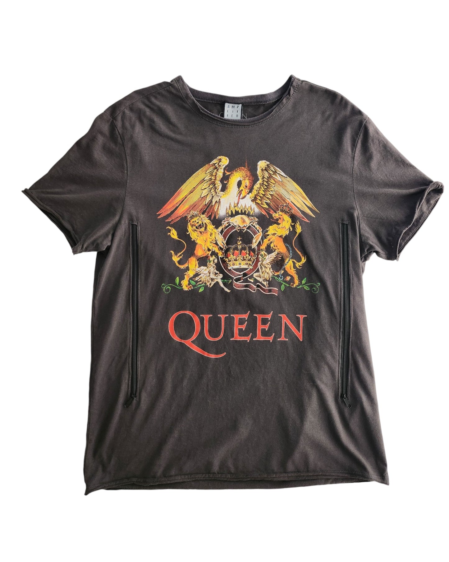 Upcycled Breastfeeding Queen t-shirt M