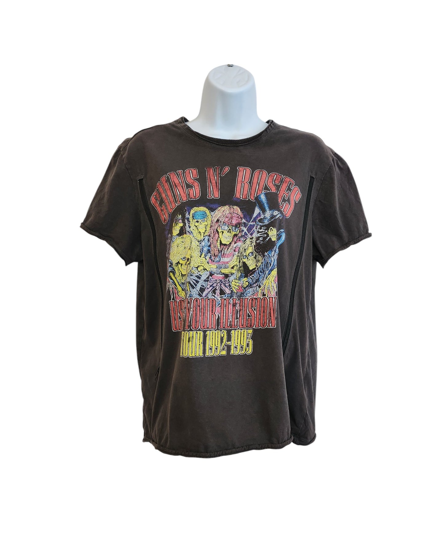 Upcycled Breastfeeding (Nursing) & Pumping Guns N' Roses t-shirt S