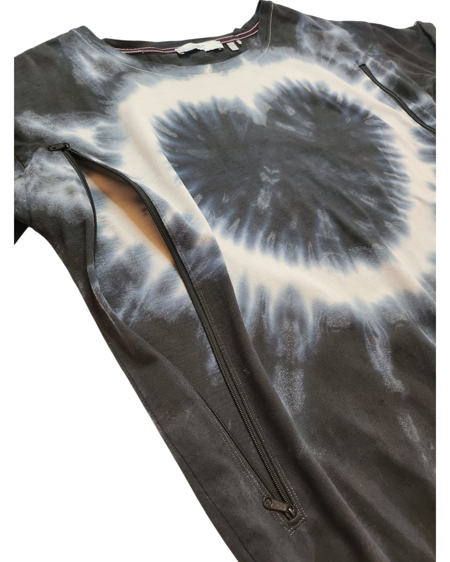 Upcycled Breastfeeding (Nursing) & Pumping Tie-dye Heart Fringing t-shirt UK12