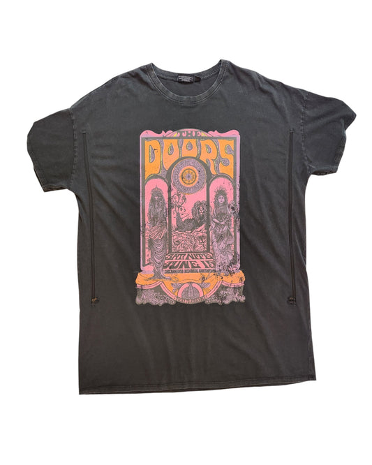The Primark Upcycled Breastfeeding & Pumping The Doors T-shirt Dress 2XL features a vibrant vintage-style band graphic and ornate design, made from eco-friendly upcycled clothing—perfect for stylish, nursing, and pumping moms.