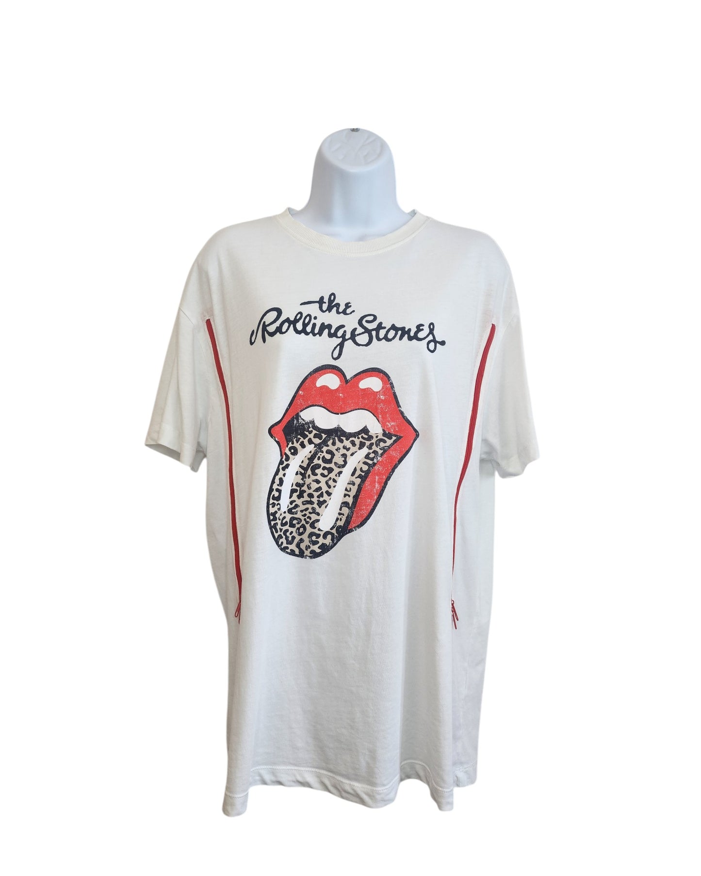 Upcycled New Look Rolling Stones UK12 white nursing & pumping t-shirt features the iconic logo with red lips and leopard print tongue. Displayed on a mannequin torso against a white background.