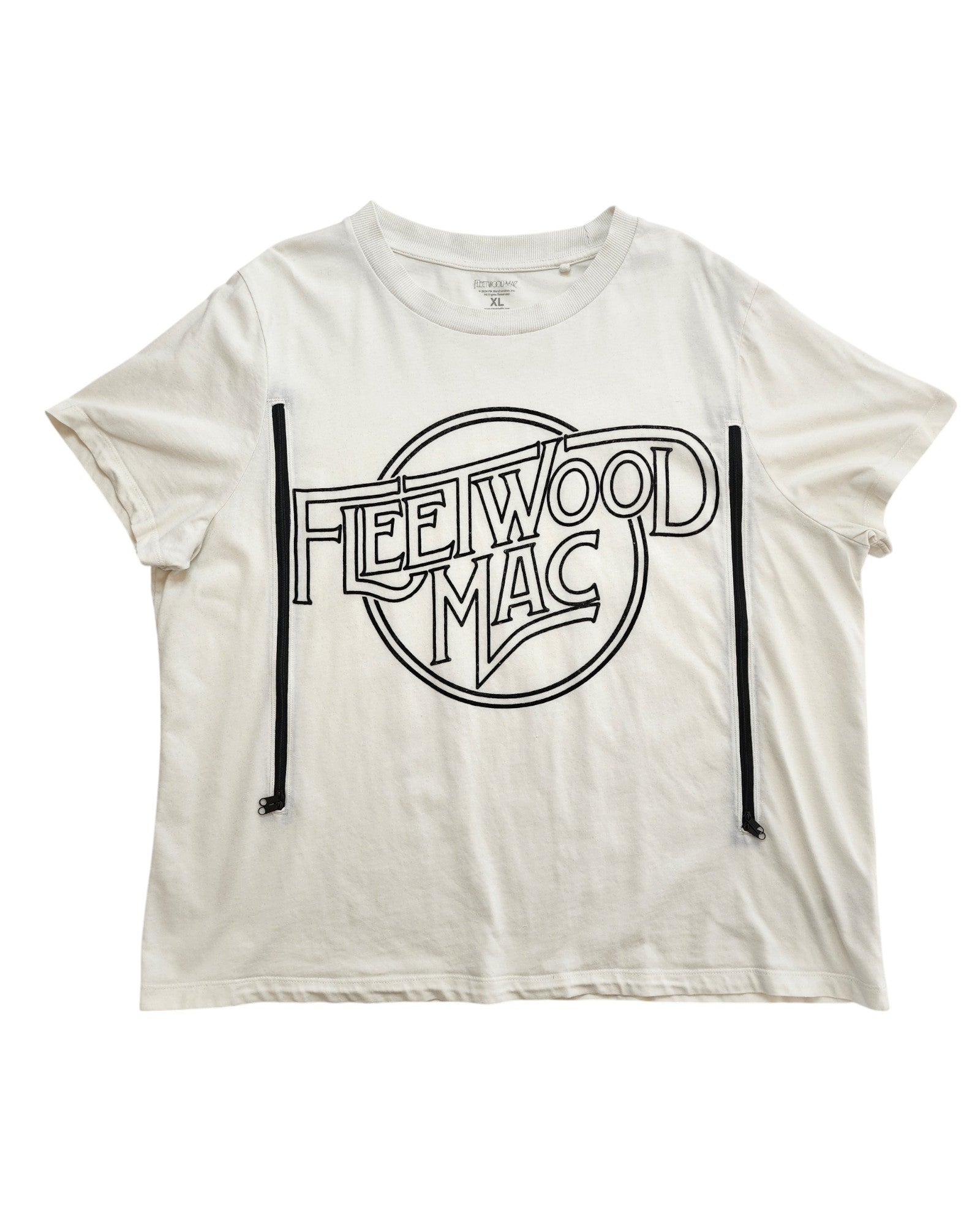 The Fleetwood Mac Upcycled Breastfeeding & Pumping T-shirt XL is a white/black, eco-friendly top with a retro logo in a circle, made from sustainable materials and designed for nursing and pumping.