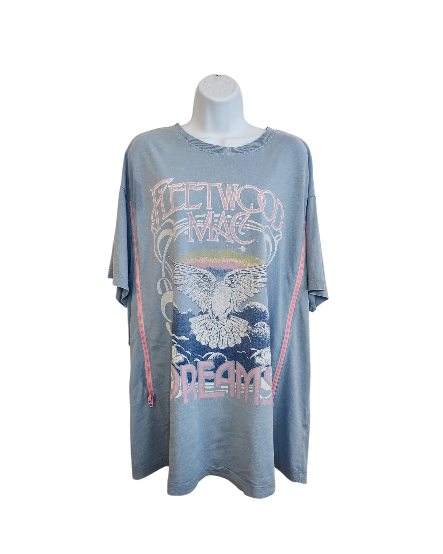 Light blue Upcycled Breastfeeding & Pumping Fleetwood Mac Dreams t-shirt by New Look, UK18, featuring a white bird in flight and clouds graphic; preloved and shown on a white mannequin torso.