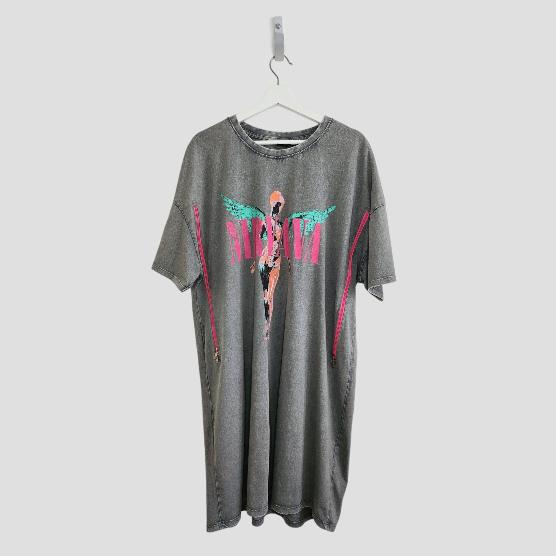 Primark Upcycled Breastfeeding & Pumping Grey/Pink Nirvana Angel t-shirt dress (L/UK14/16) with bold anatomical angel graphic—stylish preloved choice for nursing or pumping.