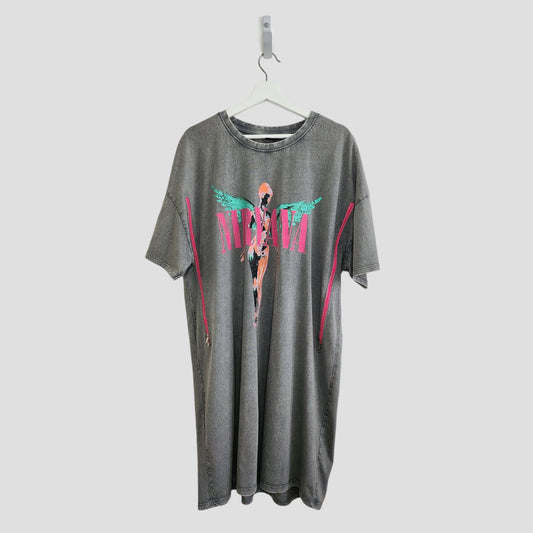 Primark Upcycled Breastfeeding & Pumping Grey/Pink Nirvana Angel t-shirt dress (L/UK14/16) with bold anatomical angel graphic—stylish preloved choice for nursing or pumping.