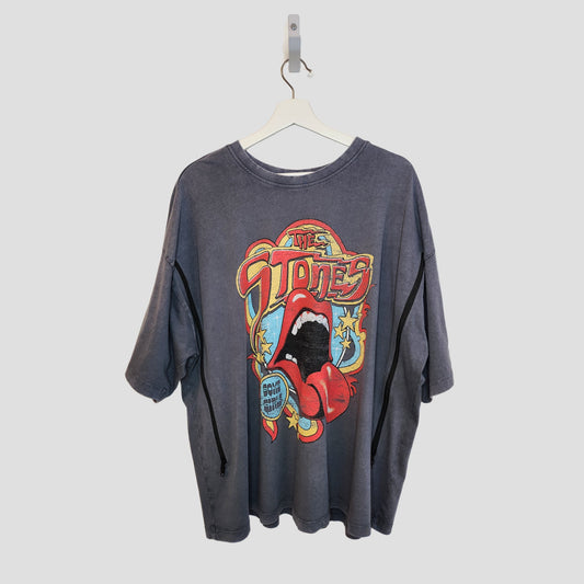An upcycled Primark breastfeeding and pumping T-shirt in XL (UK18/20), featuring a gray base with red stars and The Rolling Stones graphic—perfect for style-conscious moms.