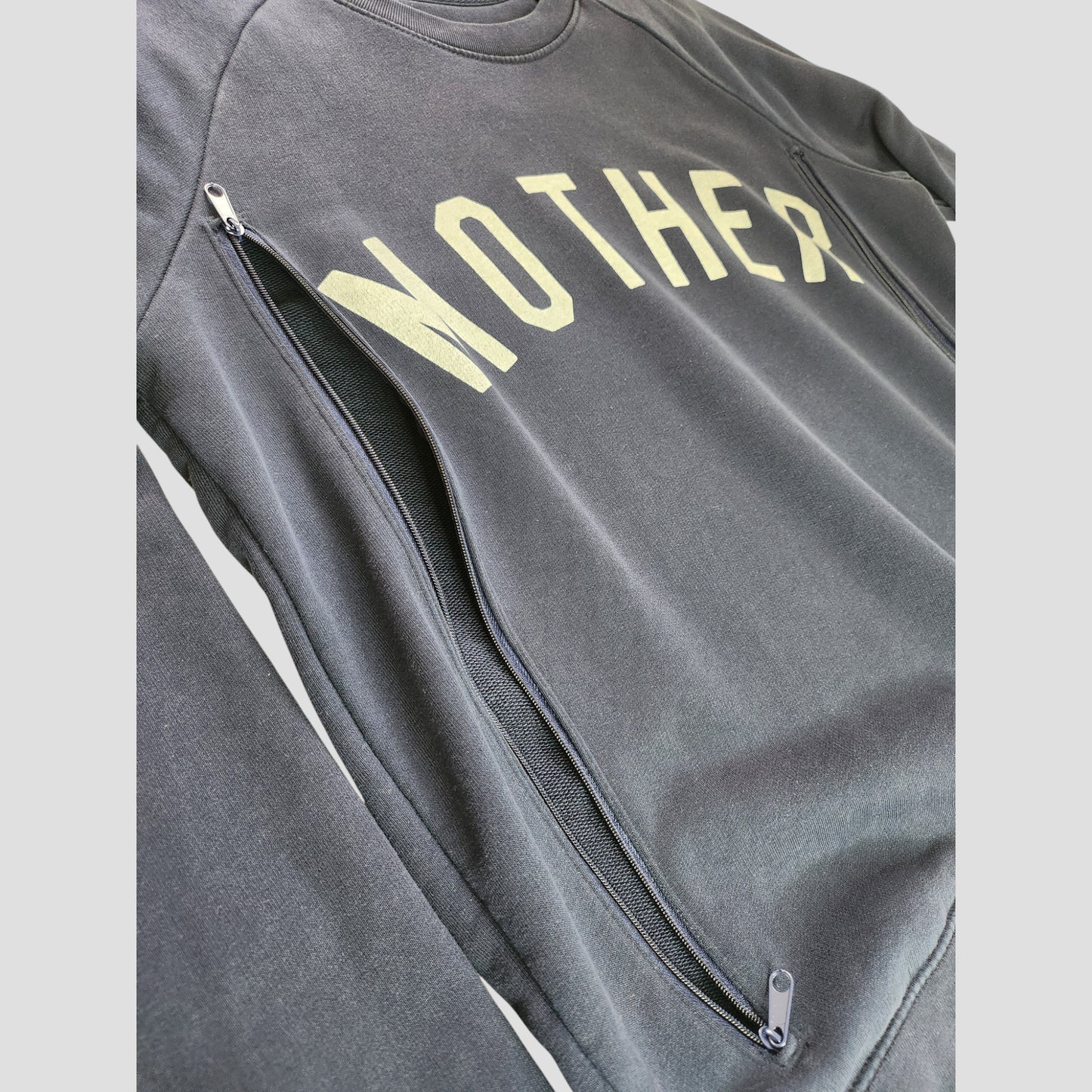 Upcycled Breastfeeding (Nursing) & Pumping Mother Sweatshirt M