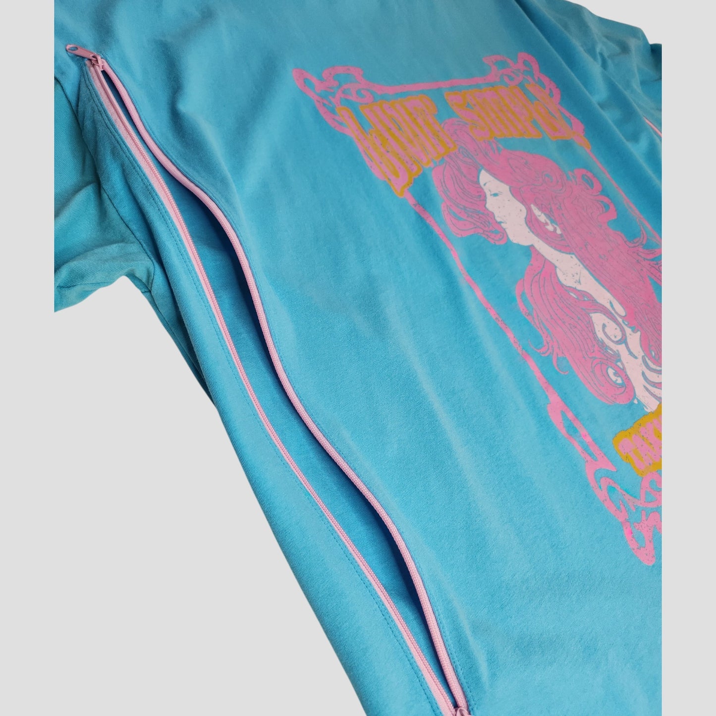 Upcycled Breastfeeding (Nursing) & Pumping Turquoise/Pink Girl t-shirt L (UK14/16) (100315)