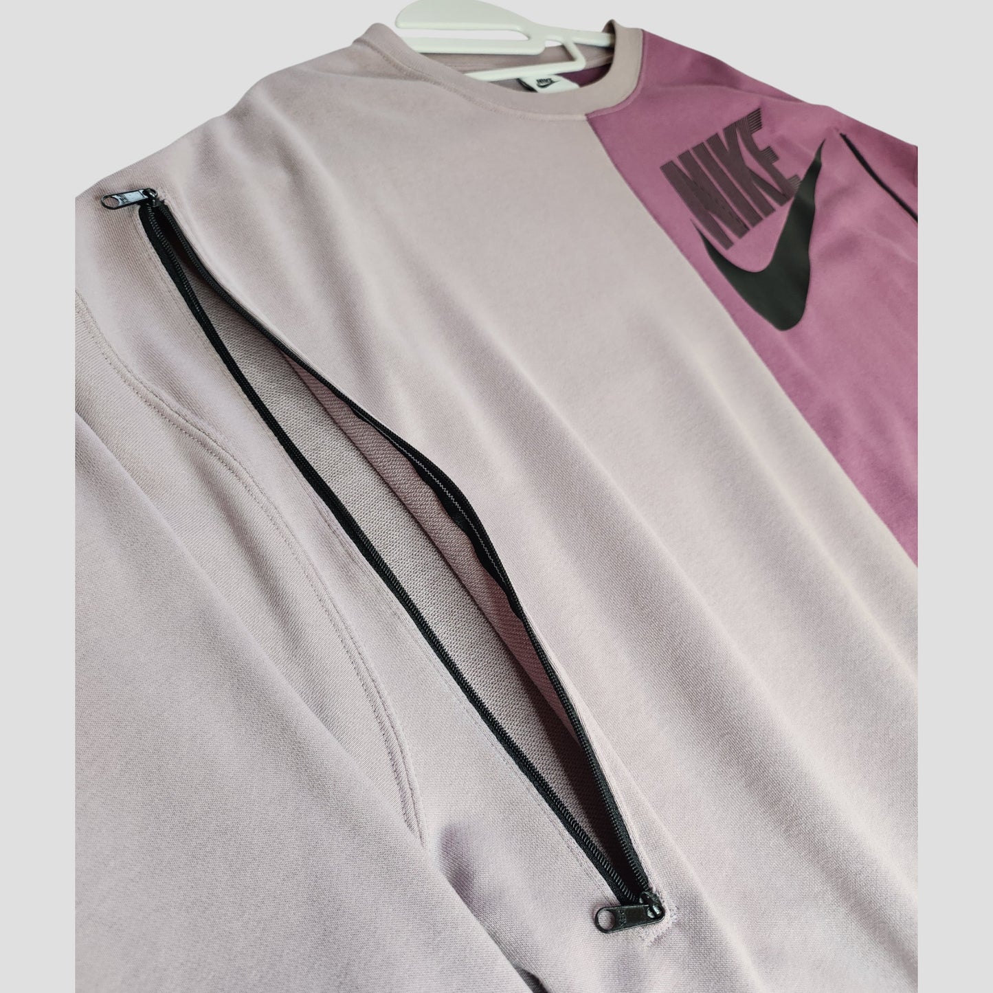 Upcycled Breastfeeding (Nursing) & Pumping Purple Nike Tick Batwing Oversized Sweatshirt M (100282)