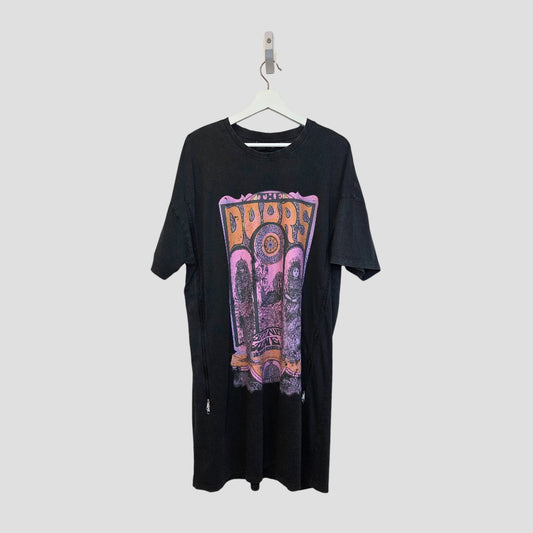 Upcycled breastfeeding & pumping t-shirt dress featuring The Doors band graphic, size M (UK12/14), from Primark—ideal for music-loving moms.