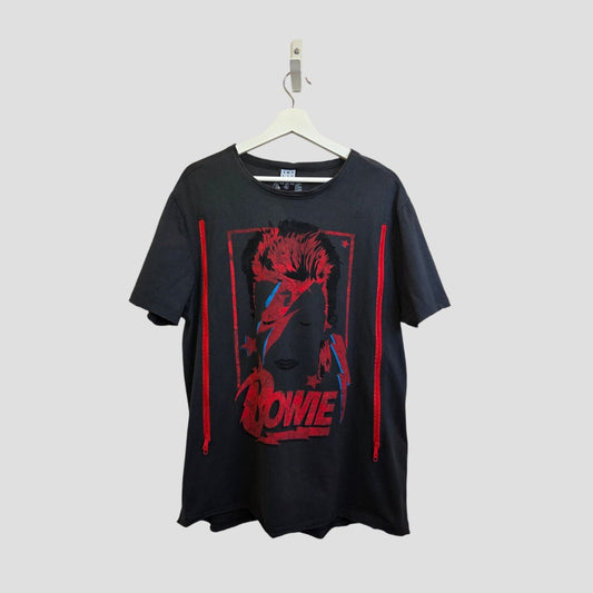 Upcycled Breastfeeding (Nursing) & Pumping Grey/Red Bowie Band t-shirt XL (100484)