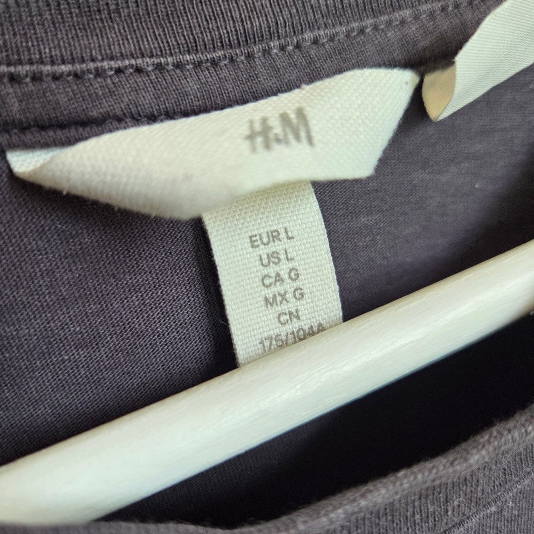 Upcycled Breastfeeding (Nursing) & Pumping Grey/Cream Nirvana Angel Band t-shirt L (100556)