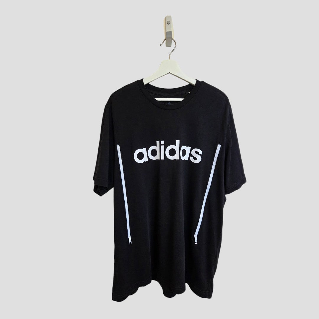 Upcycled Breastfeeding (Nursing) & Pumping Black/White Adidas t-shirt XL (100532)