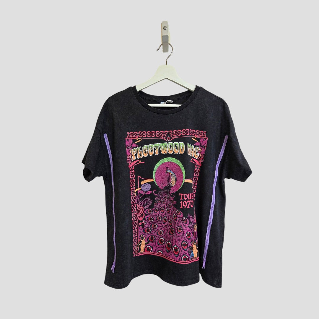 Upcycled Breastfeeding (Nursing) & Pumping Black/Pink Peacock Fleetwood Mac Band t-shirt UK16 (100503)