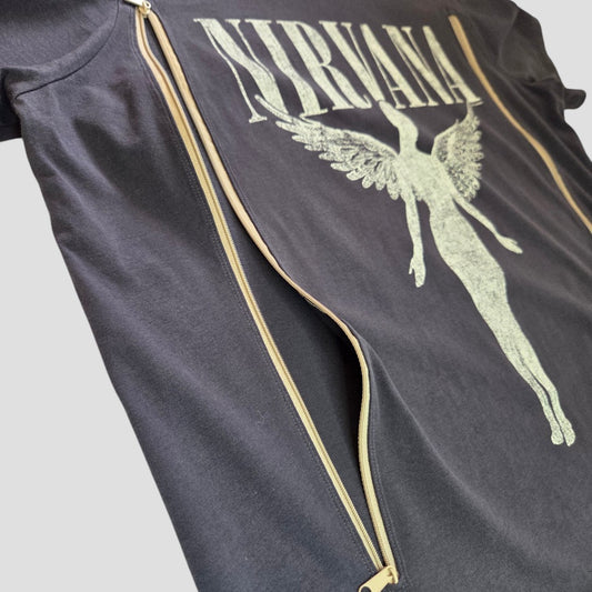Upcycled Breastfeeding (Nursing) & Pumping Grey/Cream Nirvana Angel Band t-shirt L (100556)