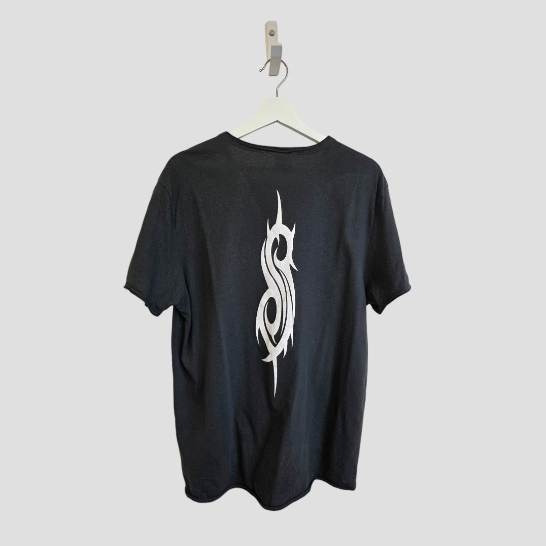 Amplified’s Upcycled Breastfeeding (Nursing) & Pumping Slipknot Eyeless Band t-shirt (size L, 100590) is shown hanging against a plain light gray background. Featuring a white tribal-style logo printed on the back, this black tee is an affordable and stylish choice for nursing mothers seeking comfort and ease.