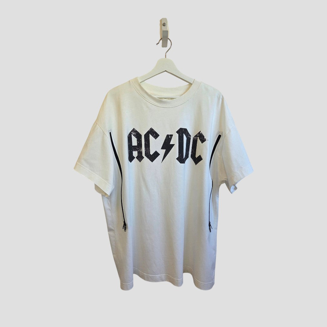 Cream Upcycled Breastfeeding (Nursing) & Pumping Cream AC/DC Band t-shirt XL (100628) with a black band logo on the chest and vertical side zippers for breastfeeding.