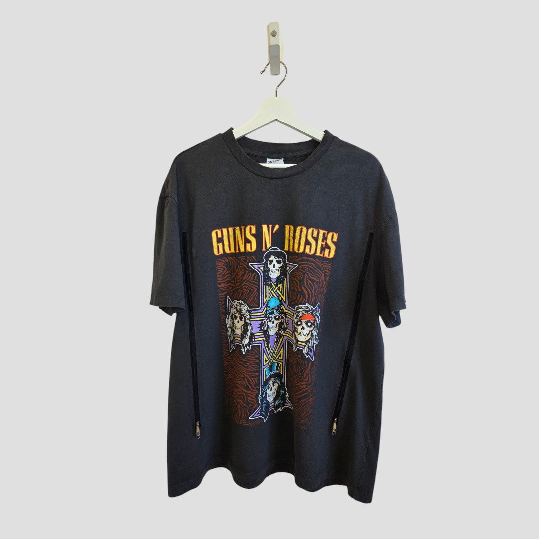 Upcycled Breastfeeding (Nursing) & Pumping Grey Guns n Roses Cross Band t-shirt XL (100619) with a graphic of skulls on a cross and vertical zippered side panels.